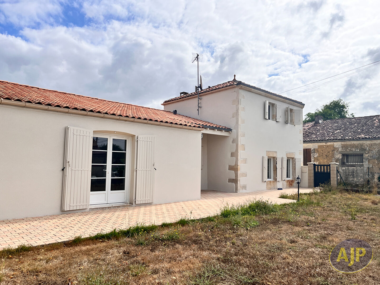 Maison T6 - photo 14