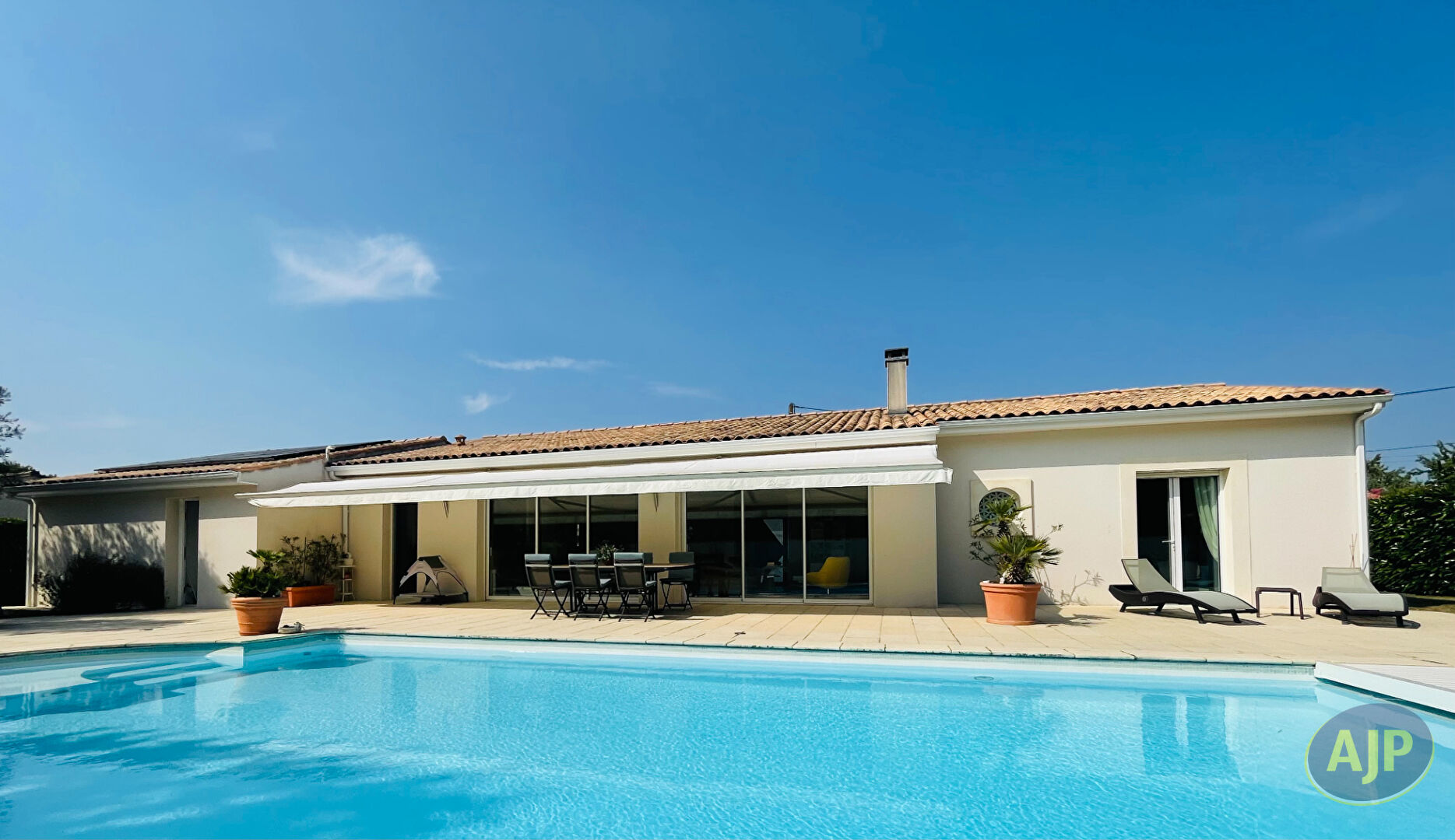 Maison Saintes - photo 1