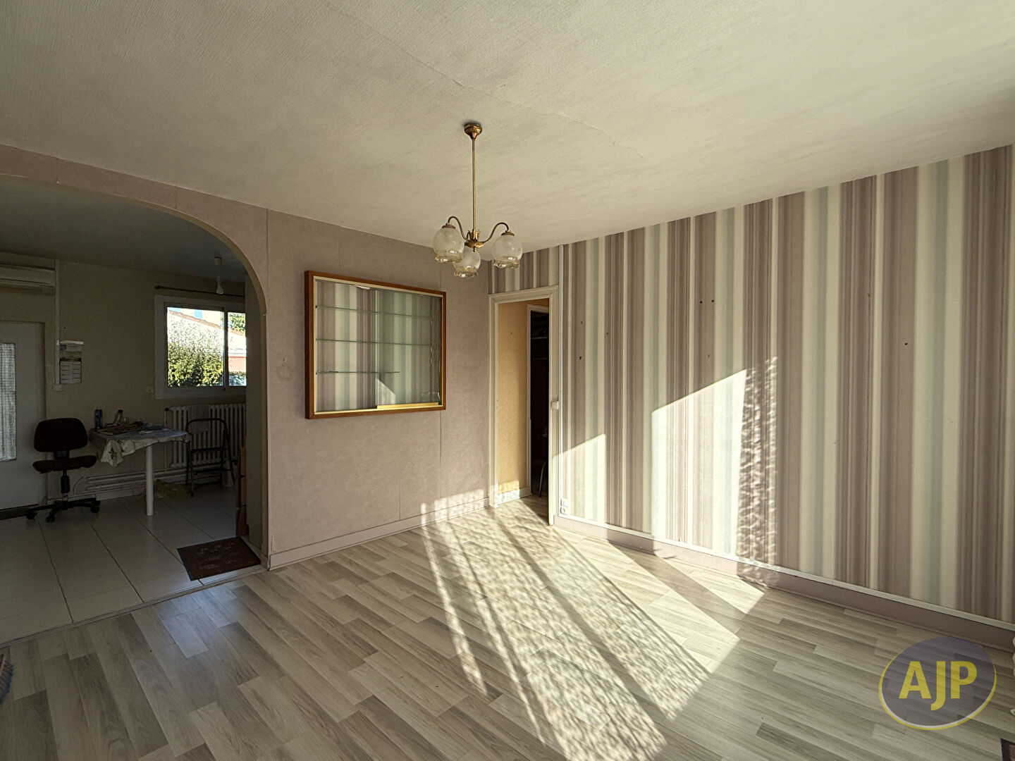 SAINTES RIVE GAUCHE MAISON DE PLAIN-PIED, 3 CHAMBRES ET GARAGE - photo 9