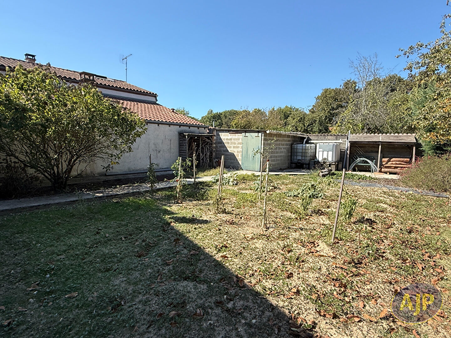 Maison Nieul Les Saintes - photo 17
