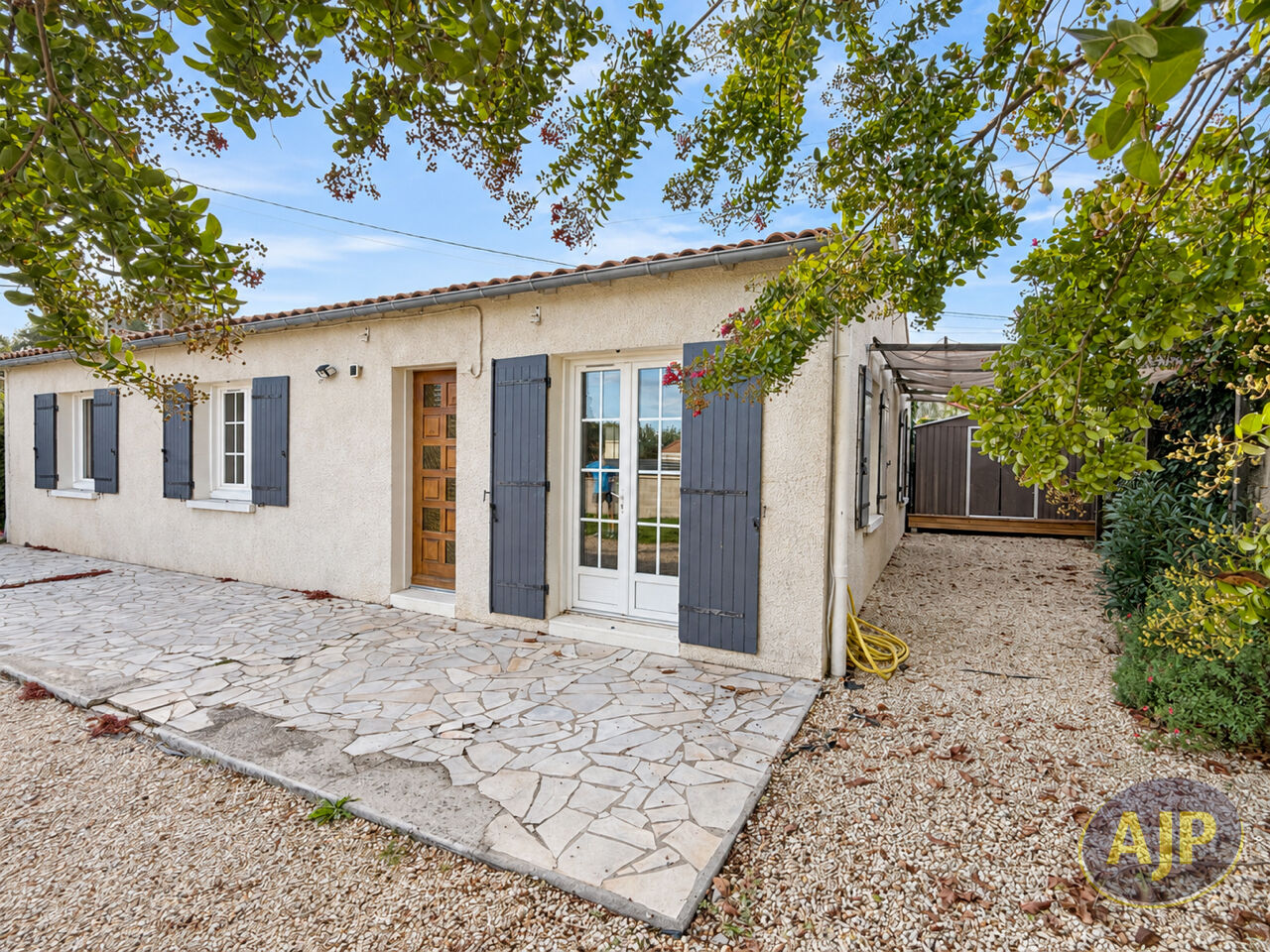 Maison - photo 1