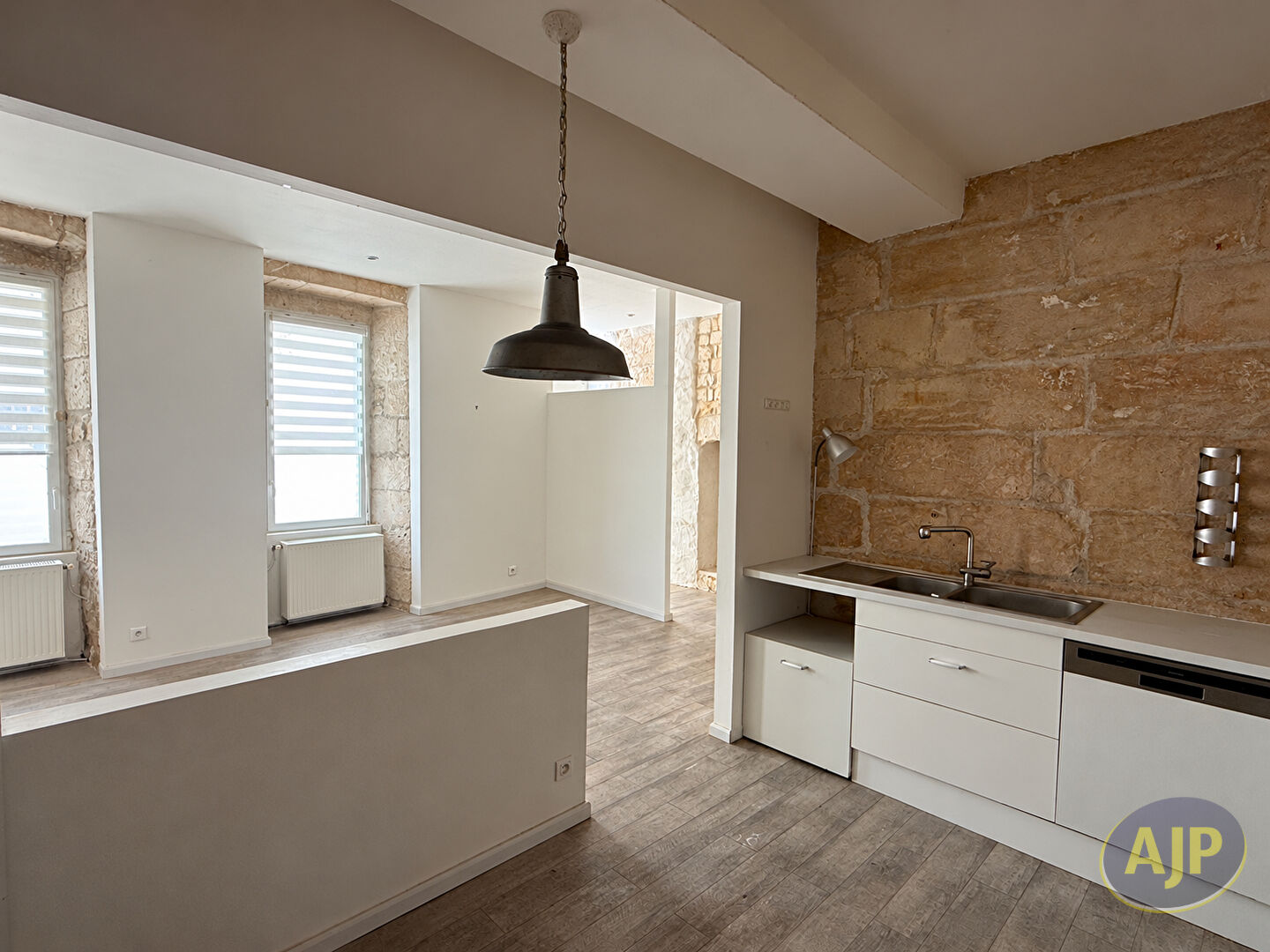 SAINTES Maison 108.8 m2 - photo 2