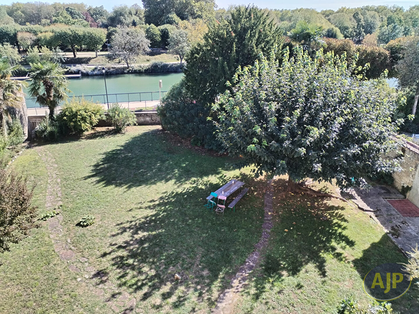 Appartement  Saintes 2 pièce(s) 35.15 m2 - photo 1