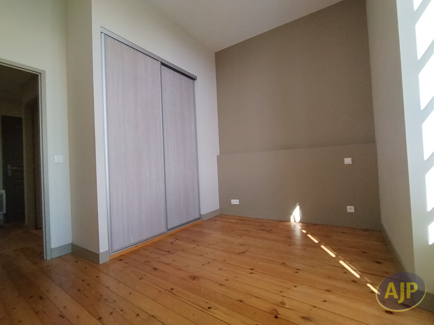 Appartement  Saintes 2 pièce(s) 35.15 m2 - photo 4