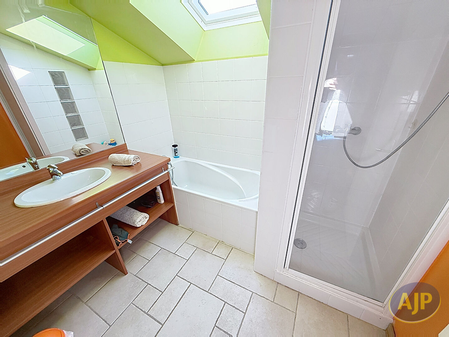 La Séguinière ? Grande maison familiale avec suite parentale et piscine chauffée à 5 min de Cholet - photo 9