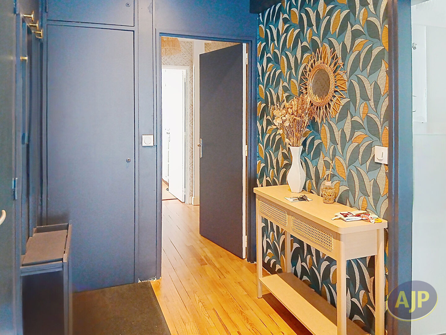 Appartement T3 rénové, très lumineux et au calme - photo 5