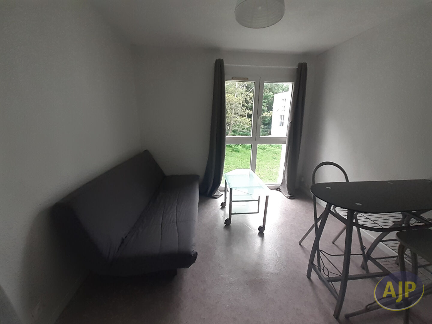 Appartement Saint Nazaire 1 pièce(s) 17 m2 - photo 1