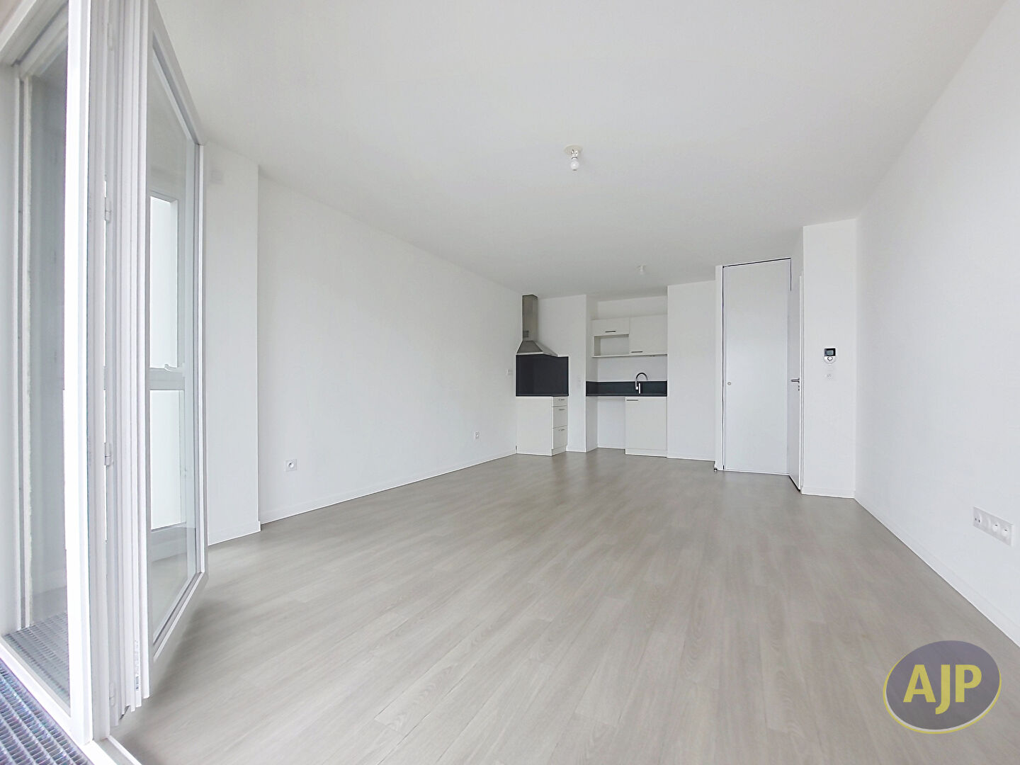 Appartement Saint Nazaire Porcé 2 pièce(s) 45 m2 +parking - photo 5