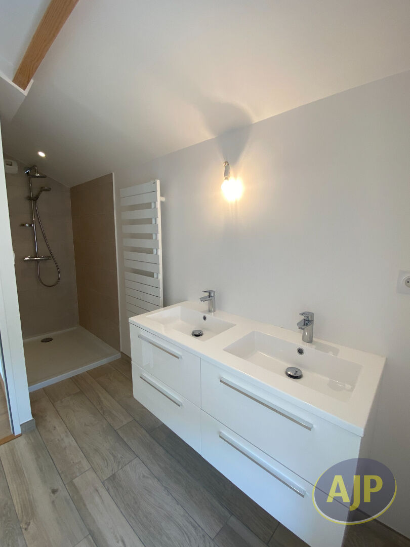 Maison T4 - CORCUE SUR LOGNE - photo 6
