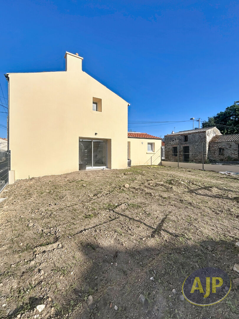 MAISON 3 CHAMBRES - GENESTON - photo 13