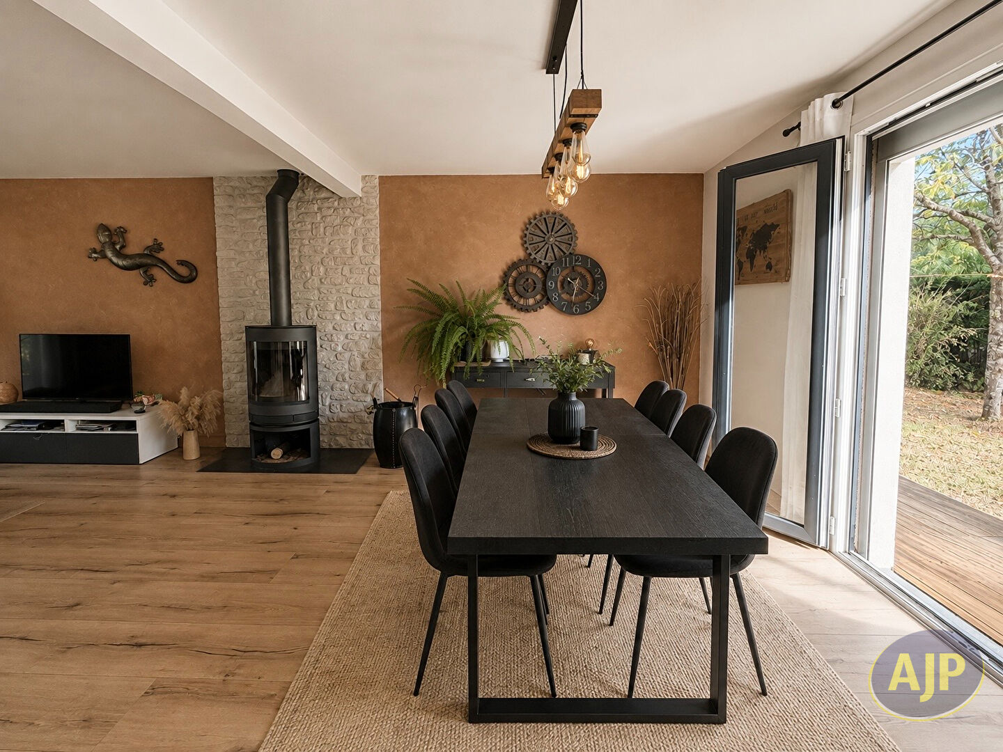 Maison proche bourg - photo 3