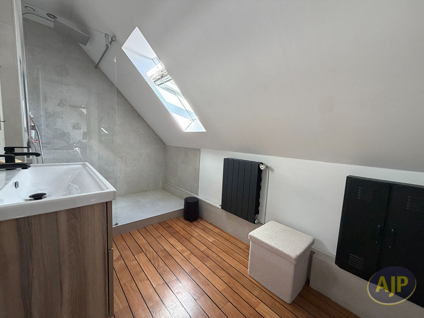 Maison proche bourg - photo 6