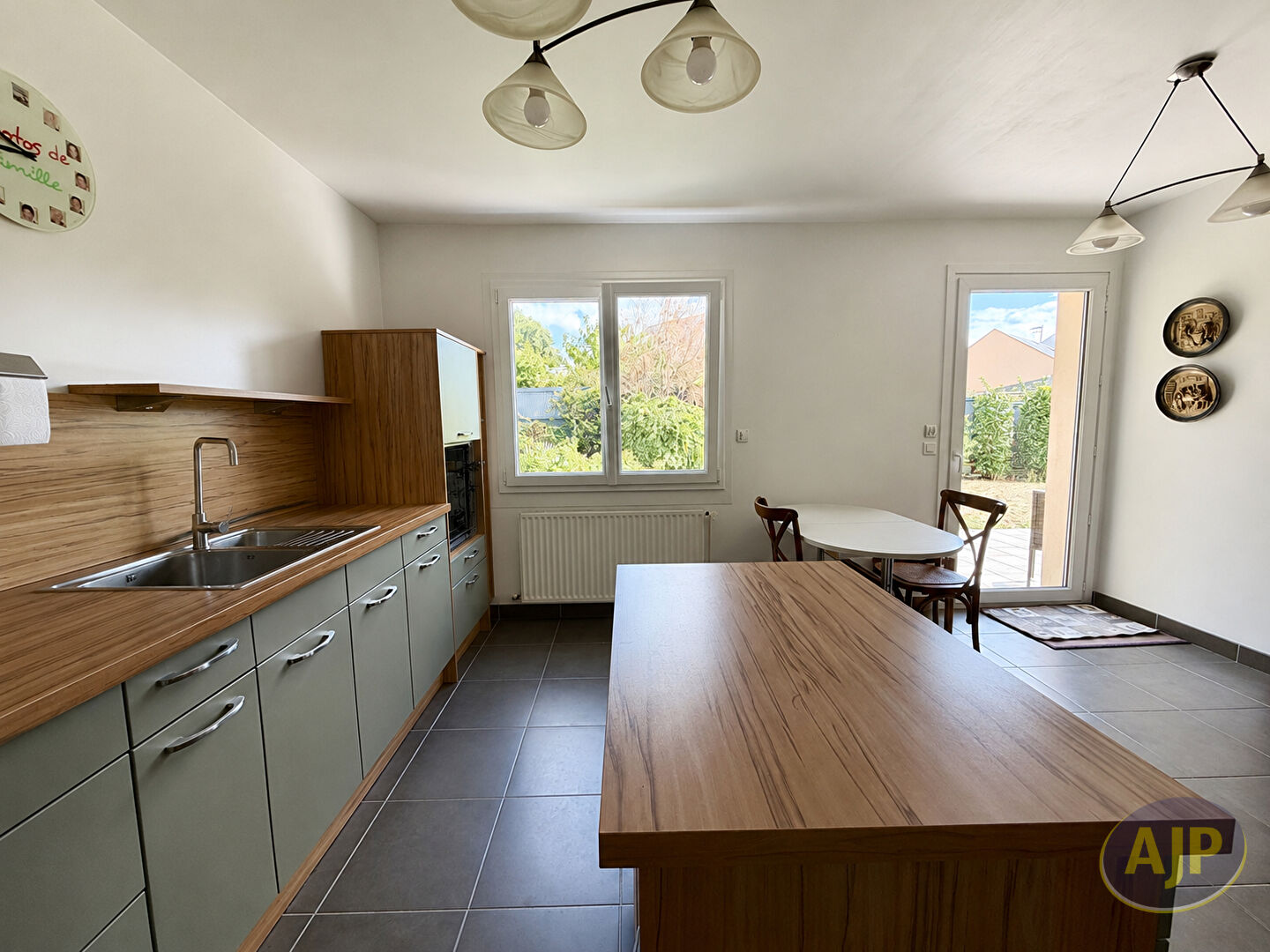 Maison Sautron 7 pièce(s) 155 m2 - photo 6