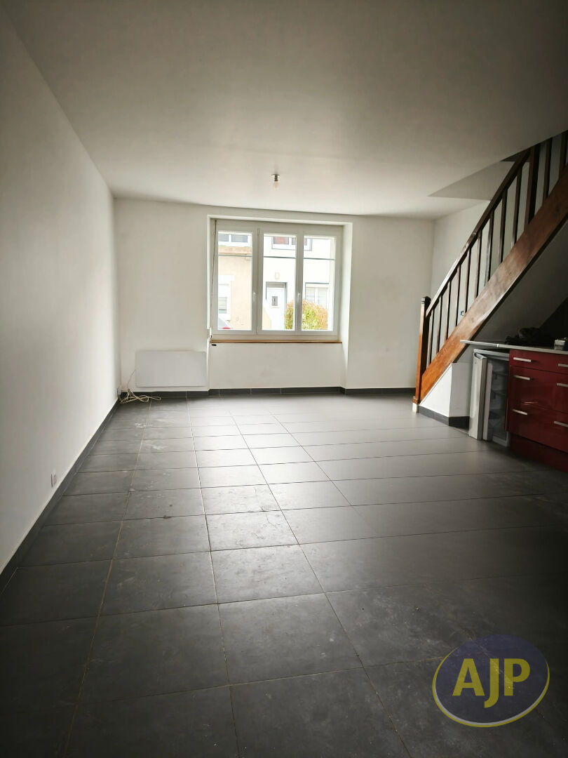 Maison 2 chambre - NYOISEAU - photo 2
