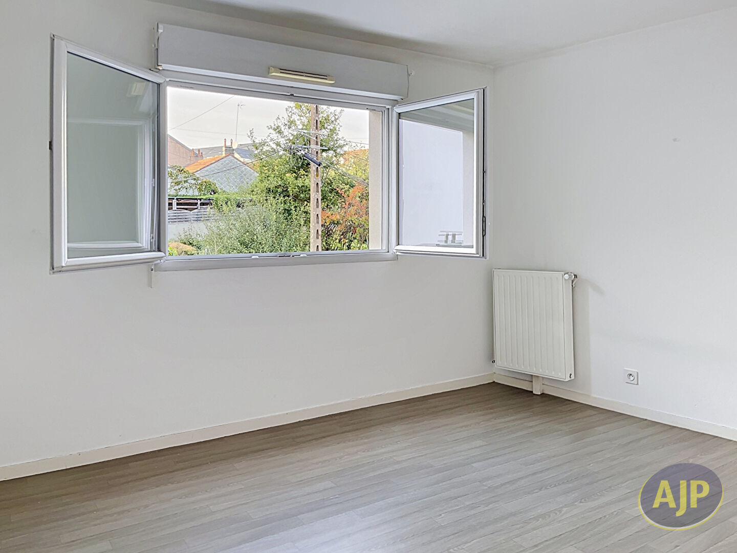 T3 2 Chambres ST HERBLAIN BOURG - photo 5