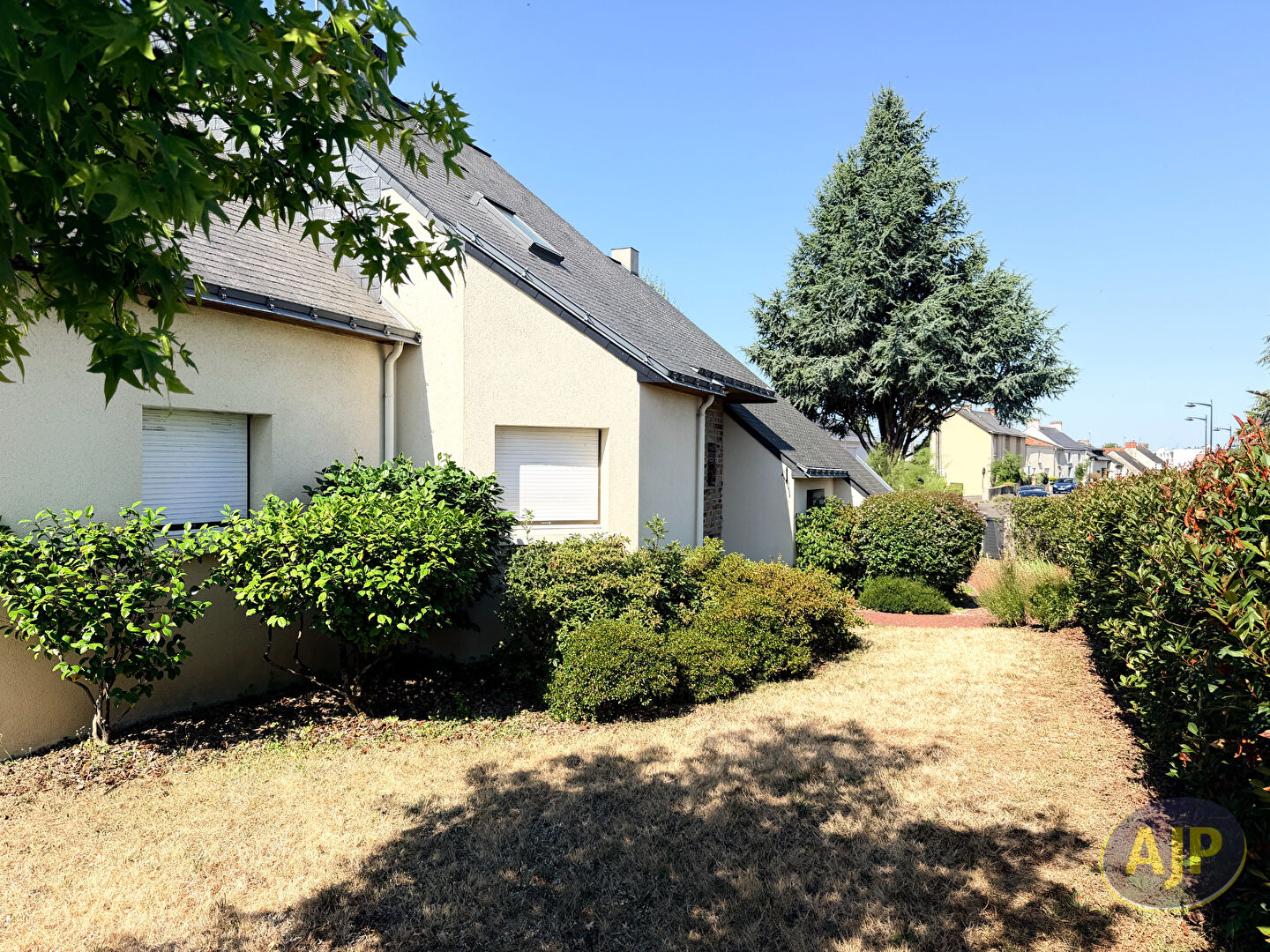 VASTE MAISON  ST HERBLAIN BOURG - photo 3