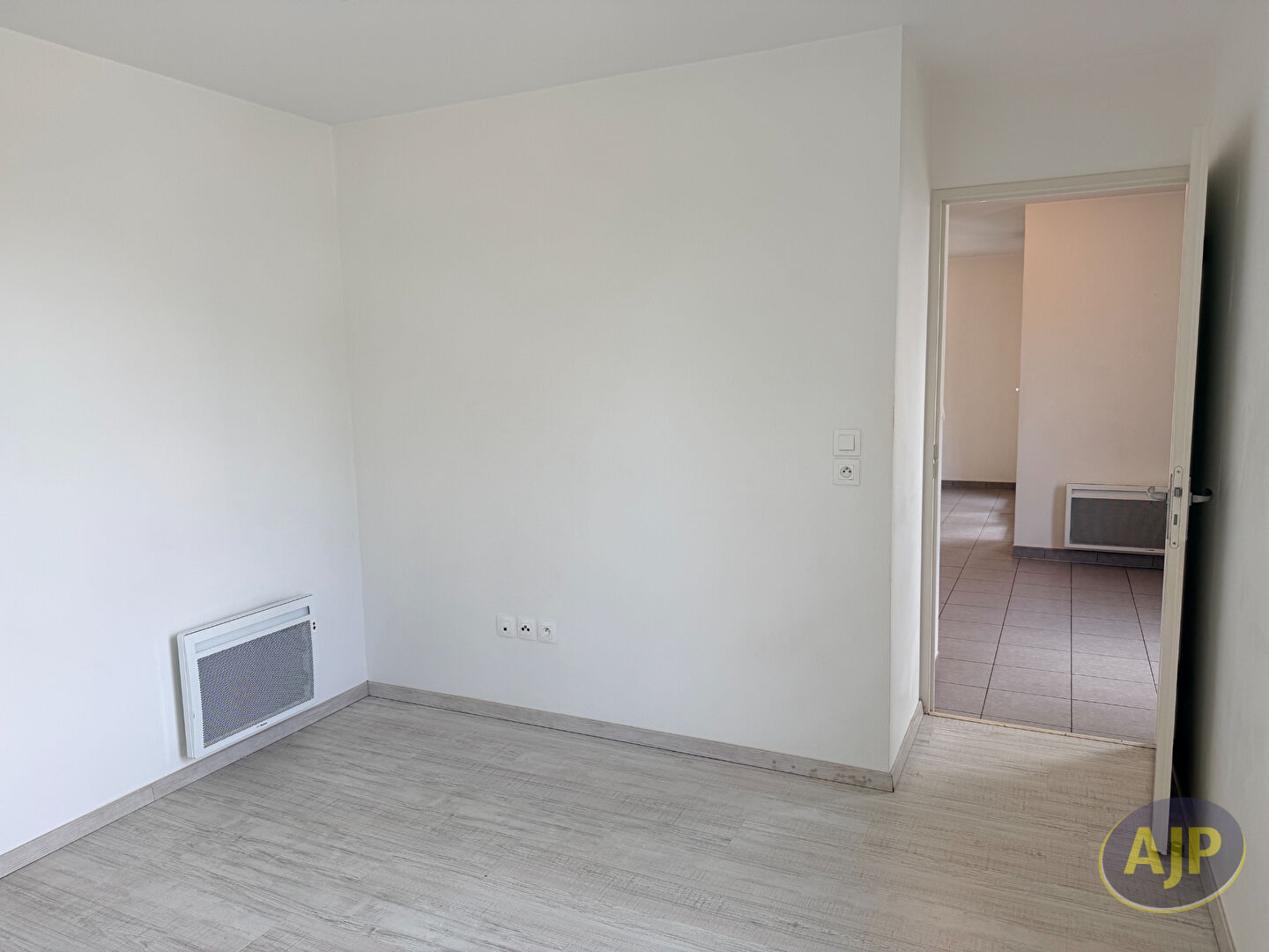 GRAND T2 2015 ST HERBLAIN - photo 9