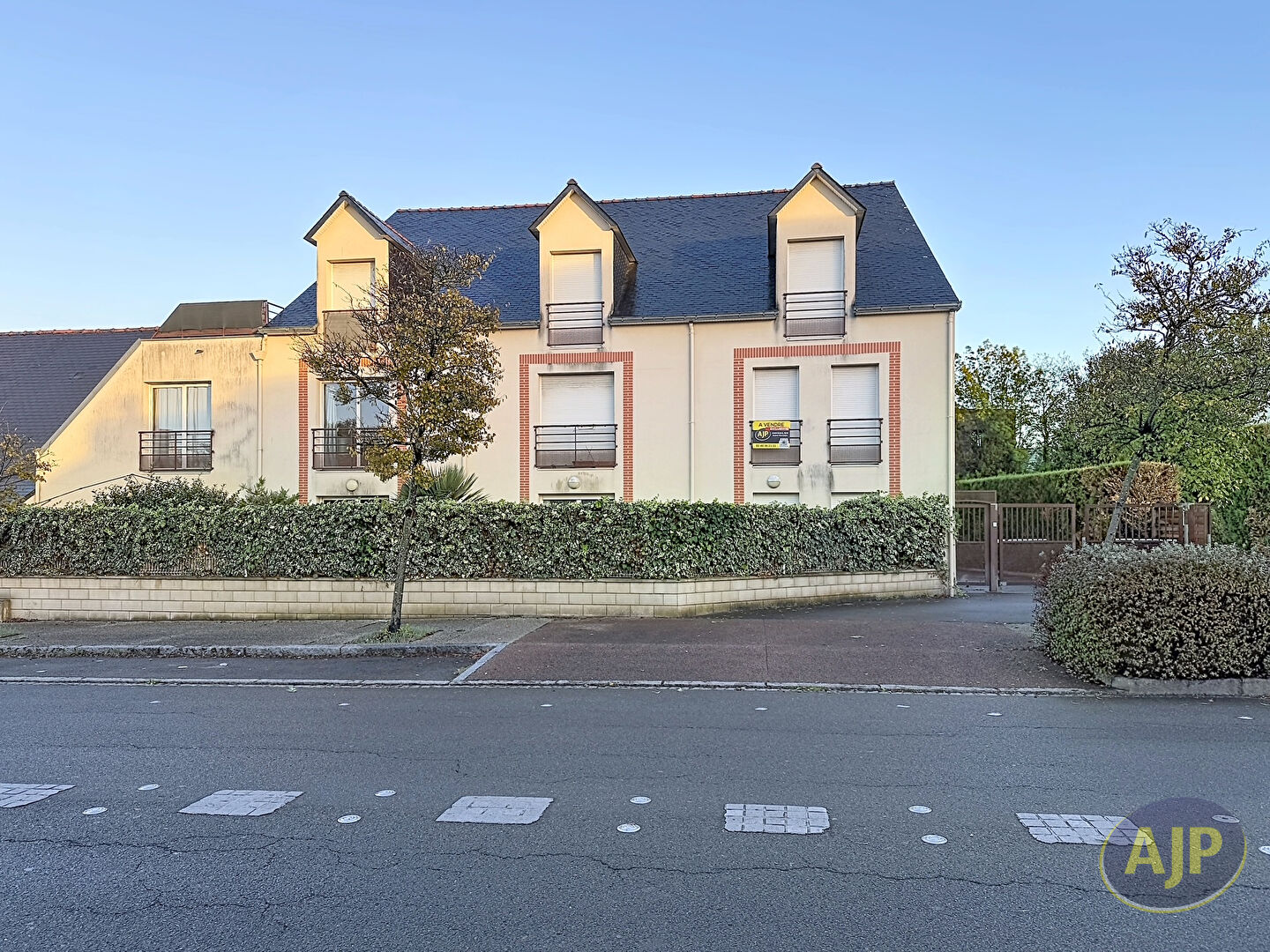 GRAND T2 ST HERBLAIN BOURG - photo 1