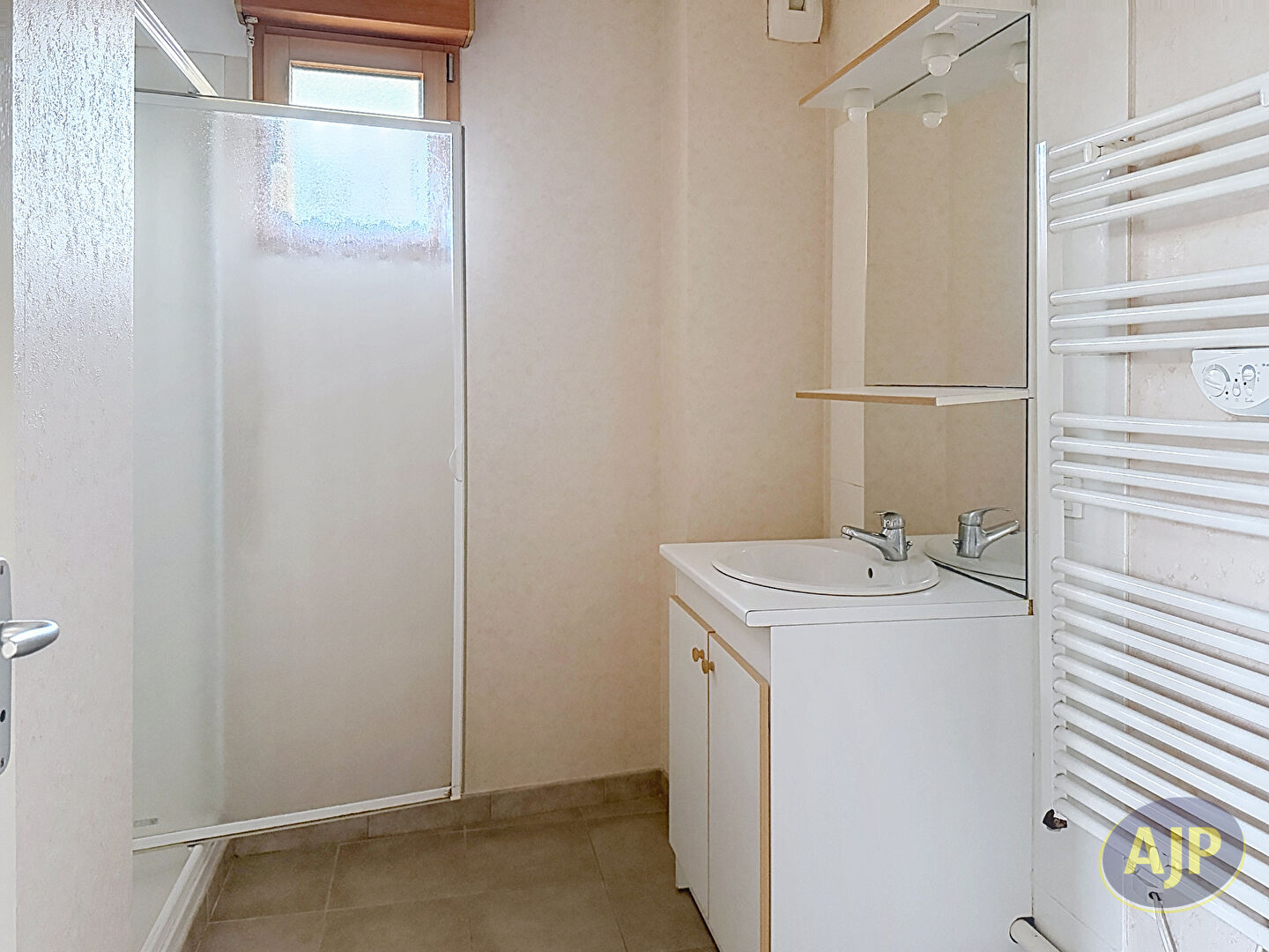 GRAND T2 ST HERBLAIN BOURG - photo 6