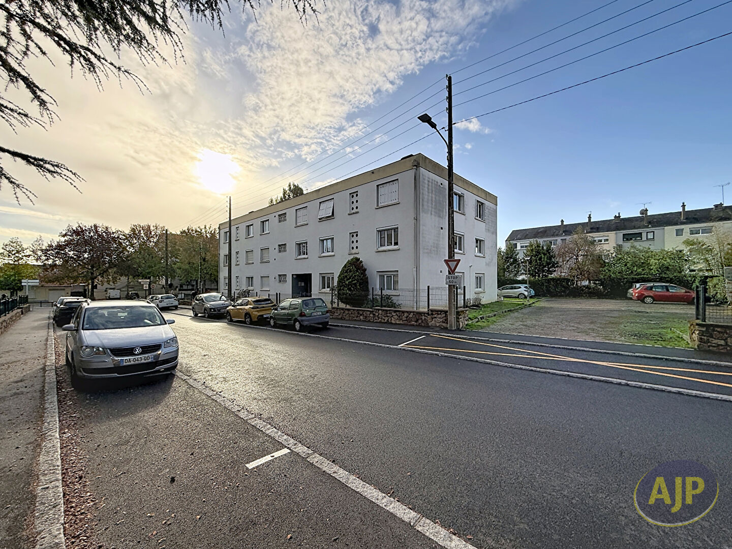 T2 DERNIER ETAGE ST HERBLAIN - photo 9