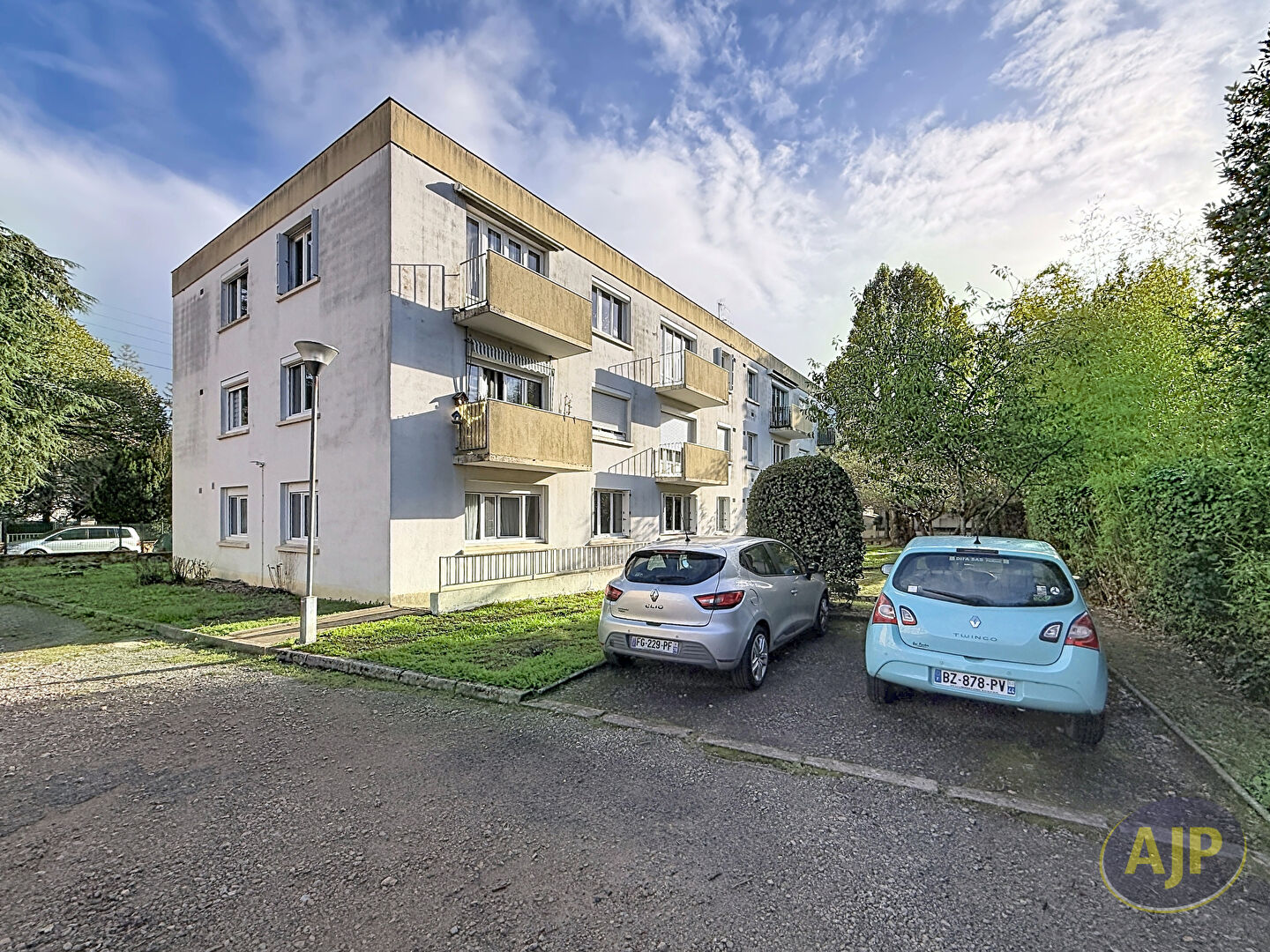 T2 DERNIER ETAGE ST HERBLAIN - photo 10