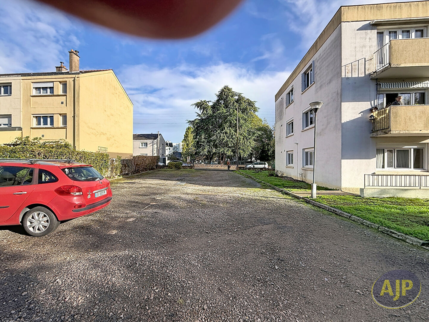 T2 DERNIER ETAGE ST HERBLAIN - photo 11