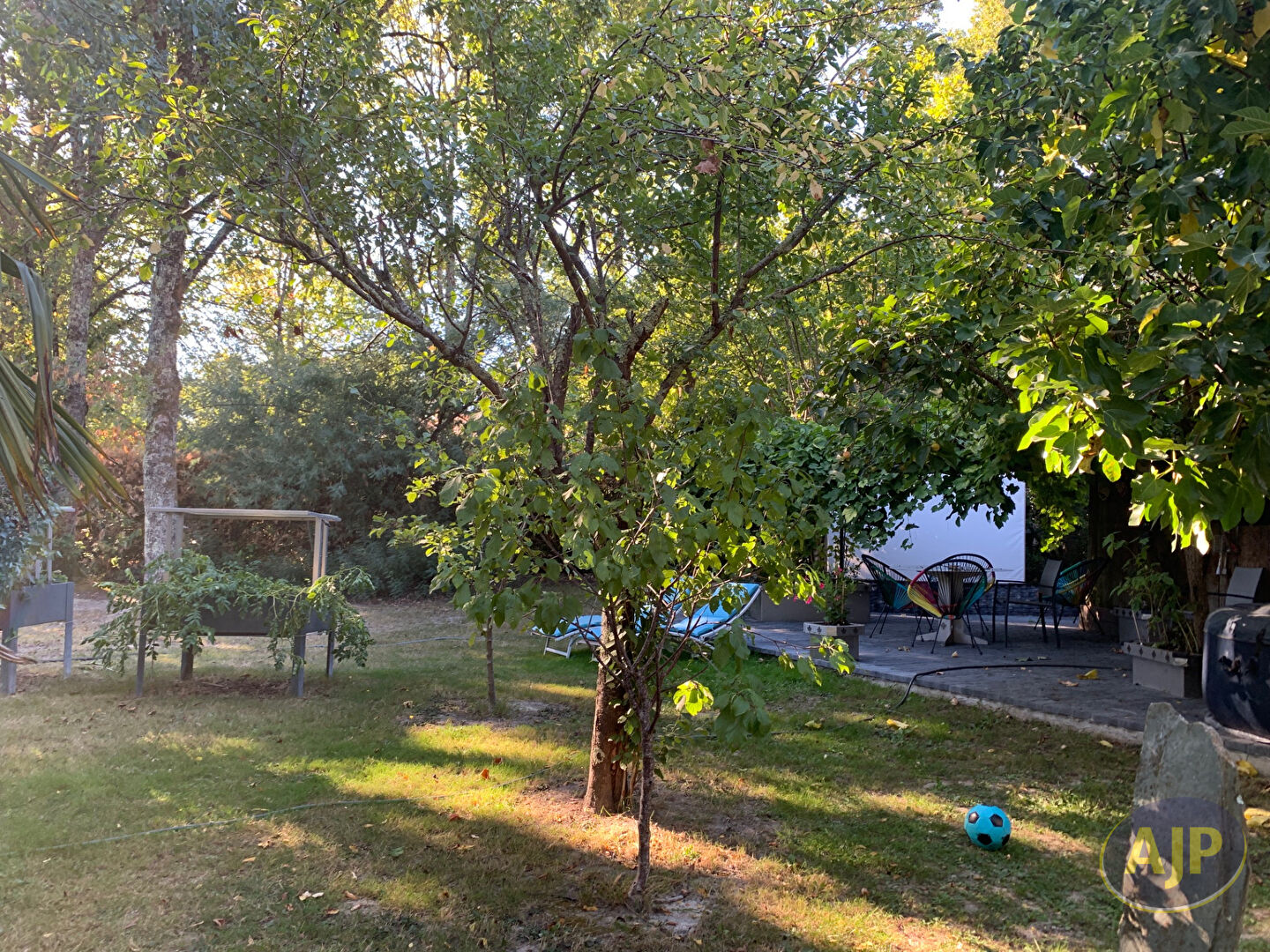 VERTOU, propriété 7 pièces sur 1413 m² de terrain - photo 9