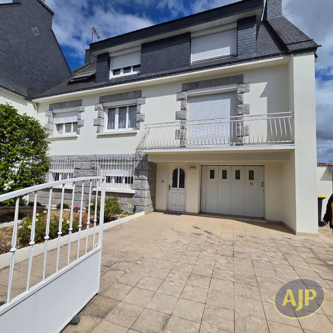 VANNES - photo 1