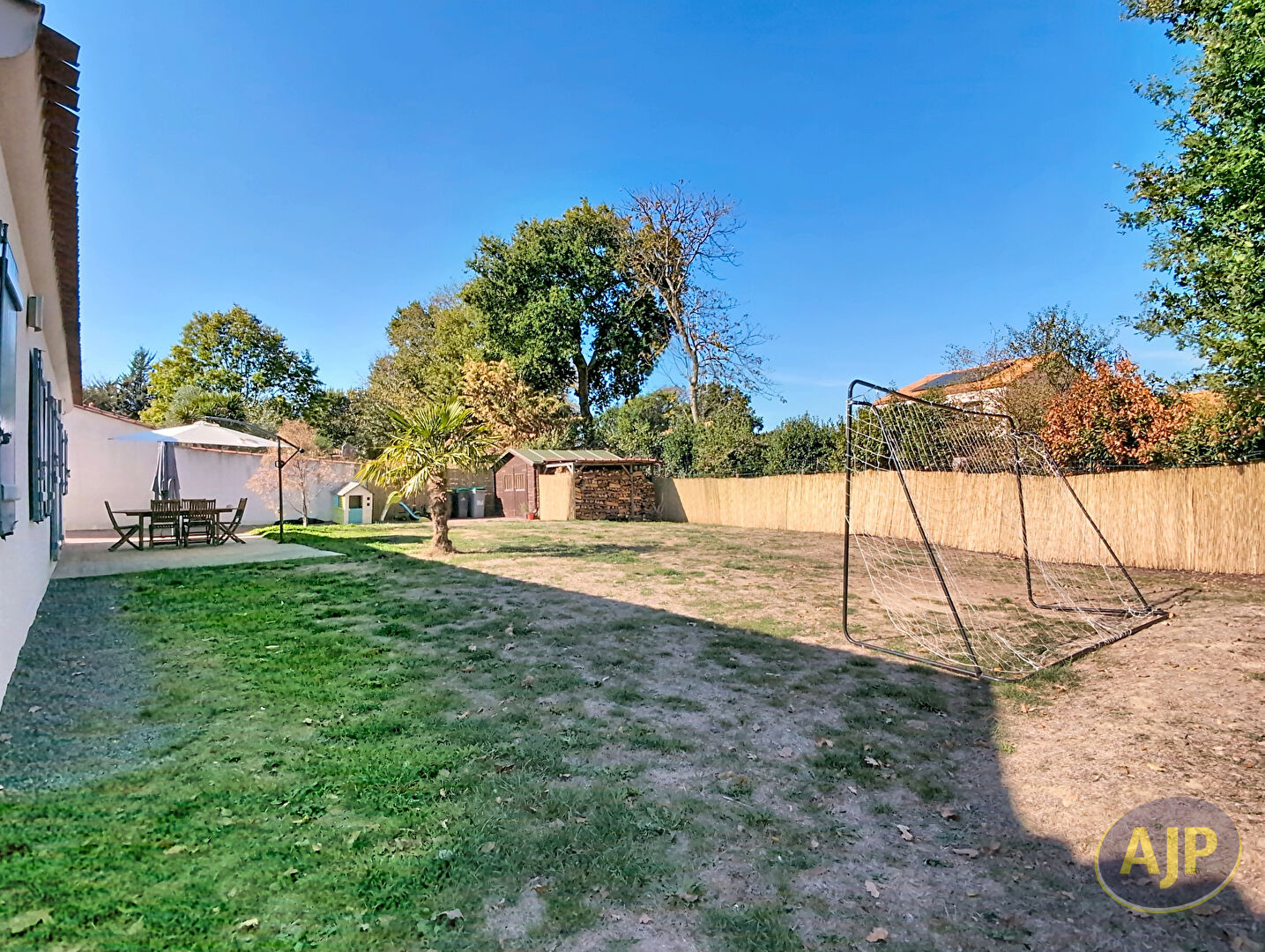 Maison contemporaine de plain-pied au calme, proche des commodités ! - photo 11