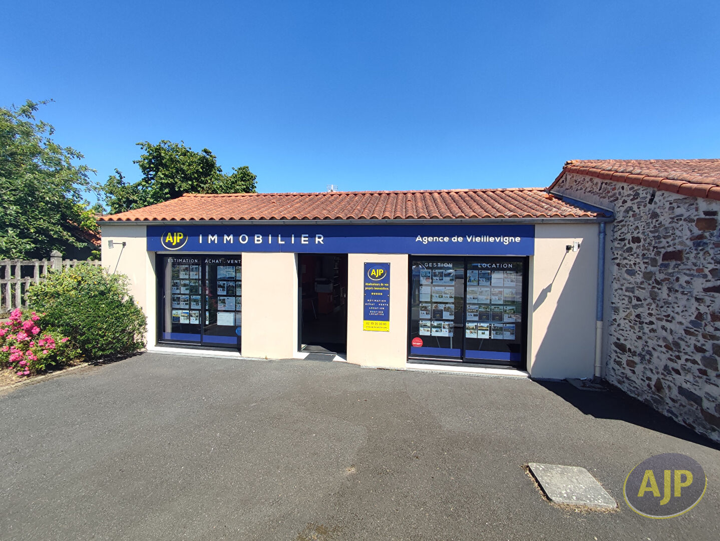 Maison contemporaine de plain-pied au calme, proche des commodités ! - photo 13
