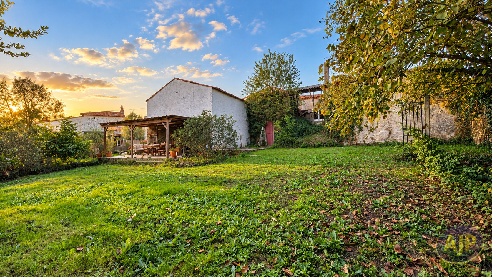ROCHESERVIERE - photo 4