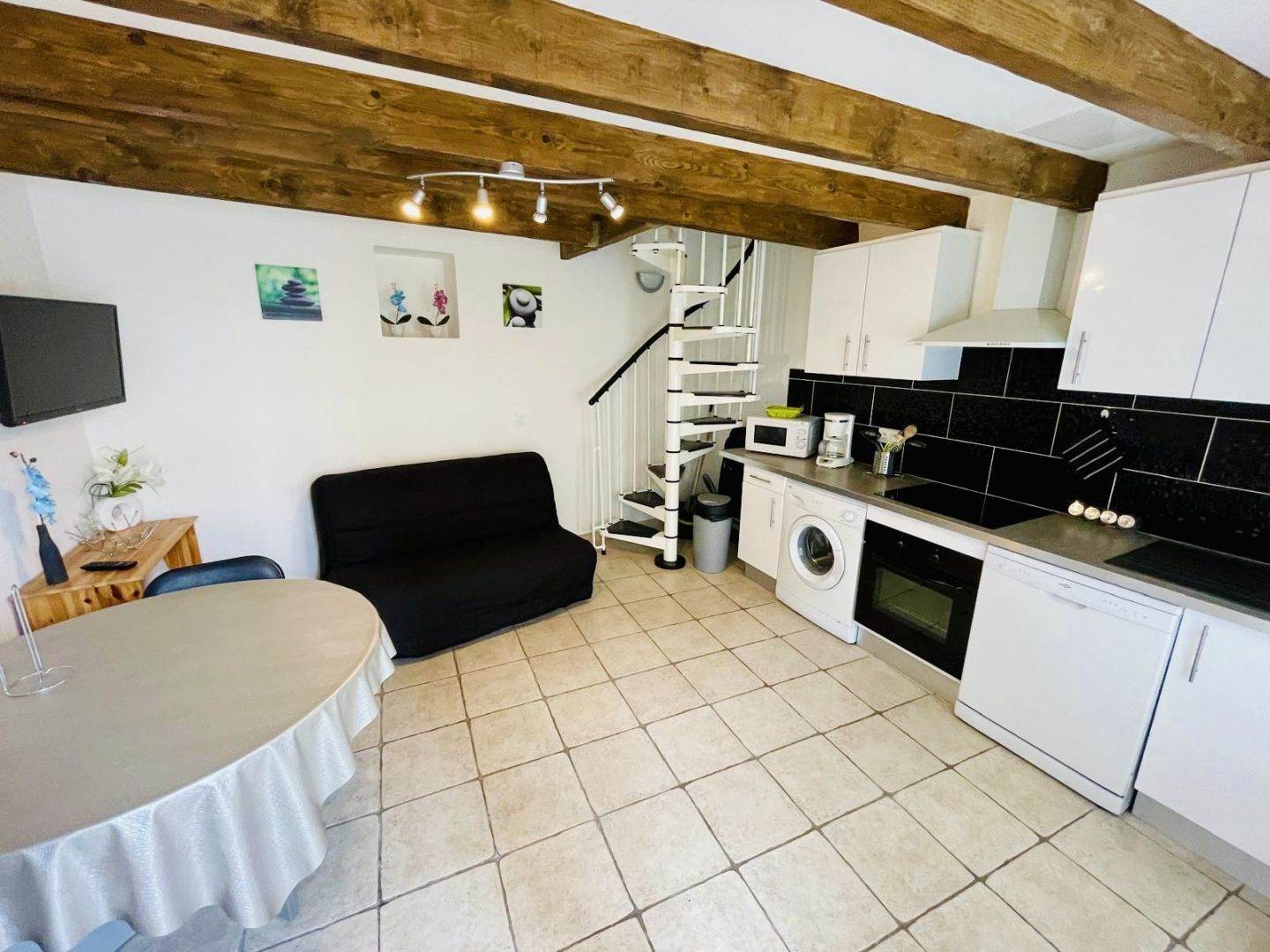 Agence immobilière de Ajuste Immobilier Saint-victoret