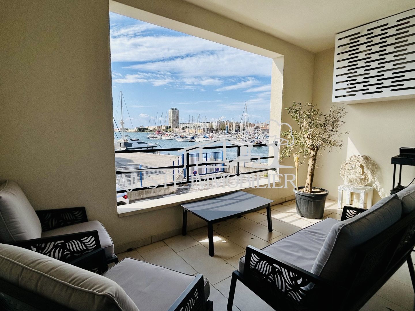 Appartement T2 de 60 M2 vue sur le Port