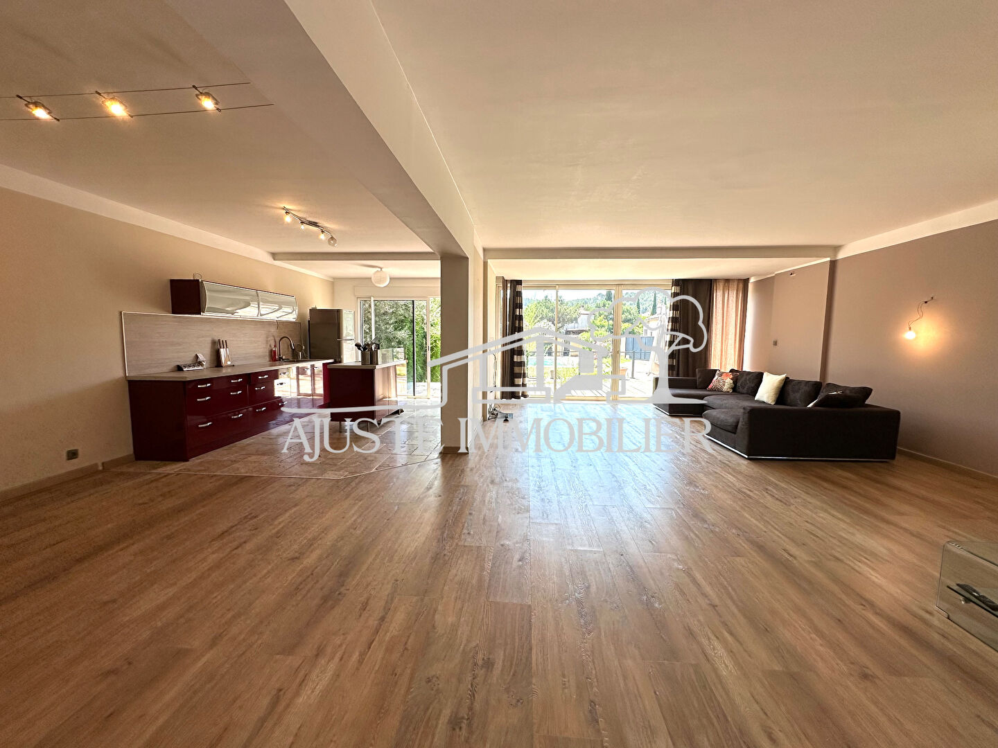 Agence immobilière de Ajuste Immobilier Saint-victoret