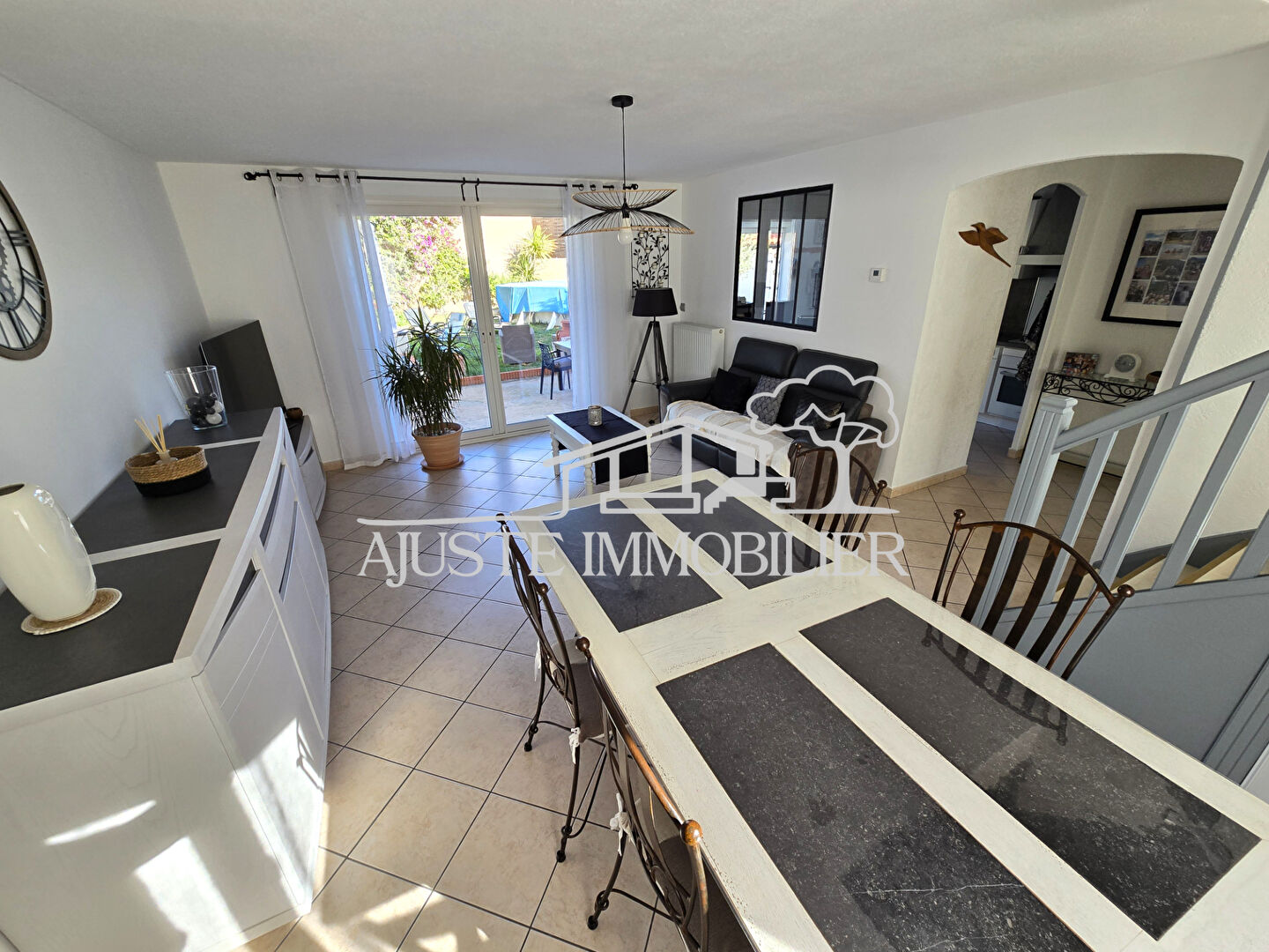 Photo Maison 5 pièces de 99 m² avec garage et terrain de 269 m² - Vitrolles image 5/6