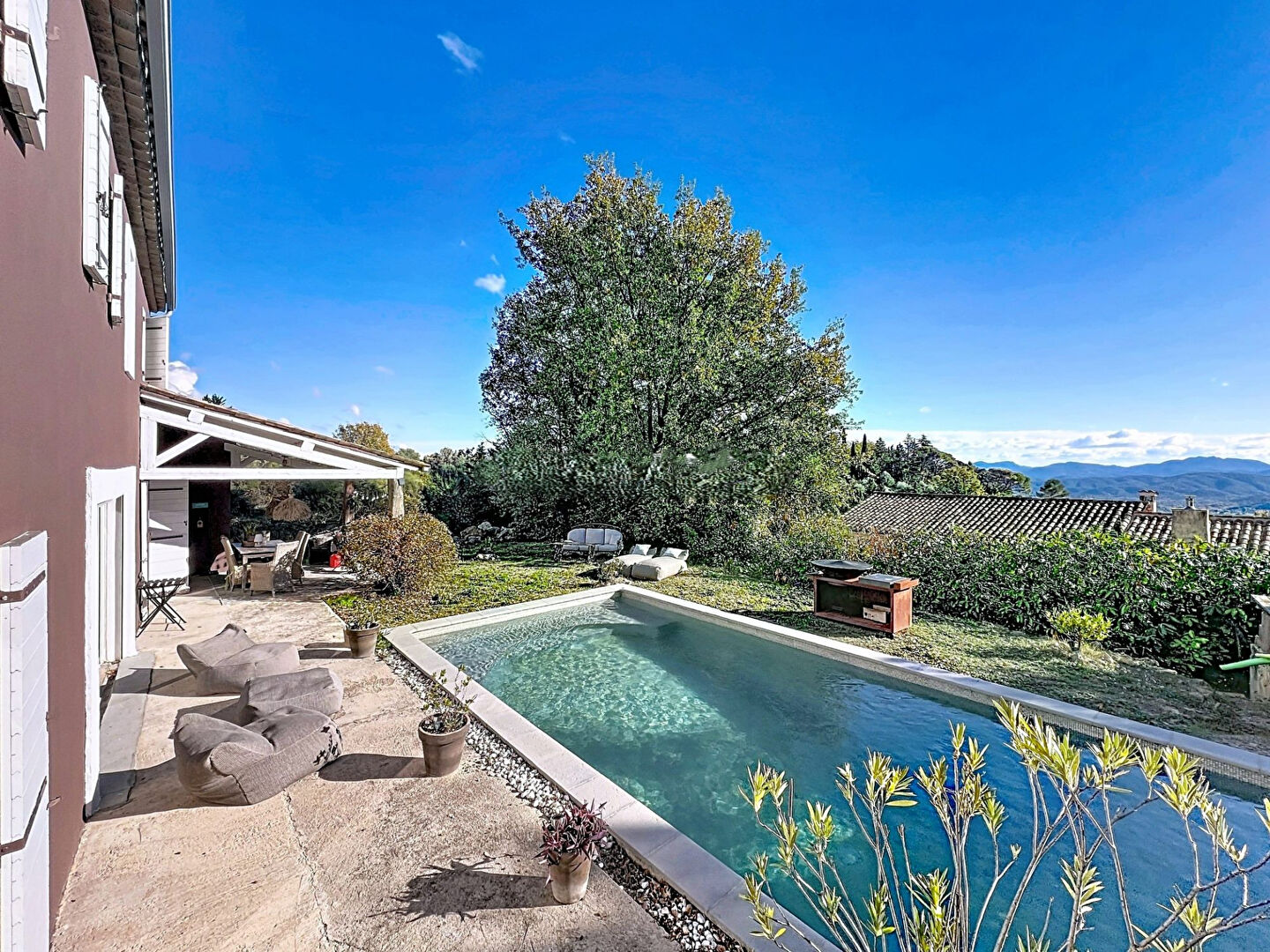 Agence immobilière de AR2 immobilier Seillans