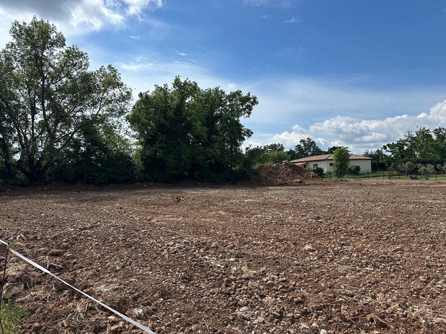 Caliian , Terrain 1131 m²