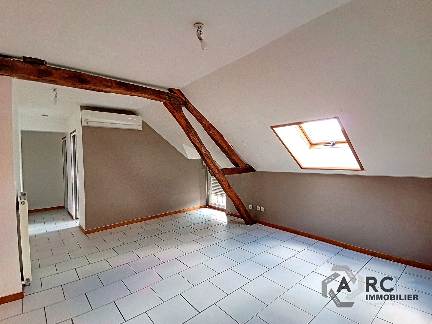 Agence immobilière de 
 Arc Immobilier Orléans - La Chapelle - Arc immobilier 
