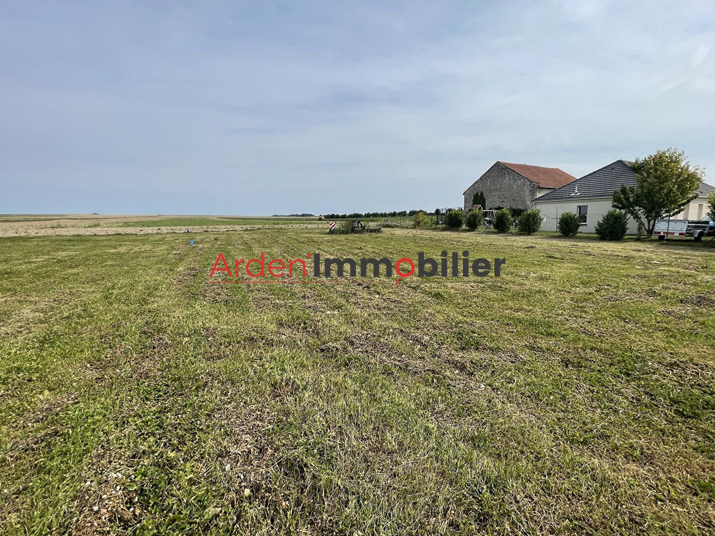 Photo Terrain 710 m² à vendre à Poilcourt Sydney 08190 image 2/2