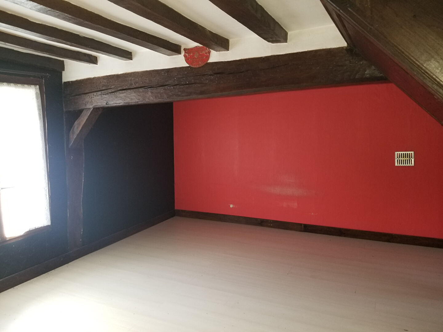 Photo Maison à vendre secteur CHAUMONT-PORCIEN  - Référence 12594 image 3/6