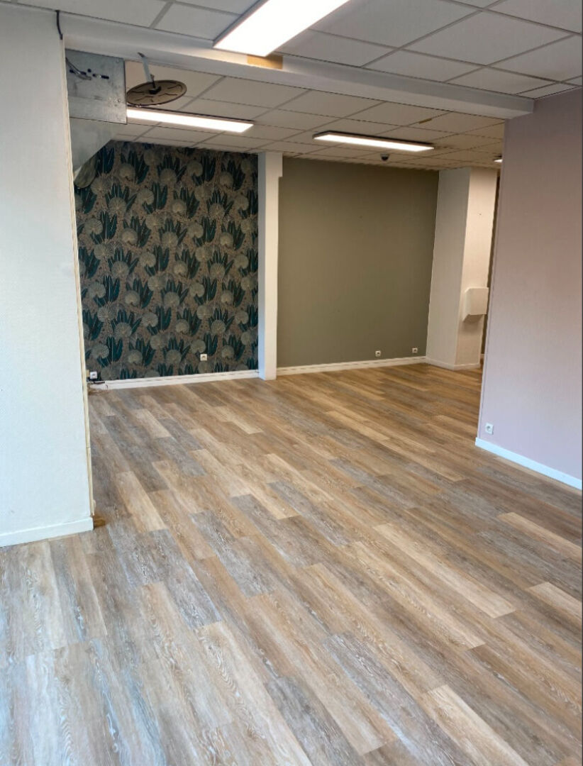 Photo 08 RETHEL LOCAL COMMERCIAL image 4/6