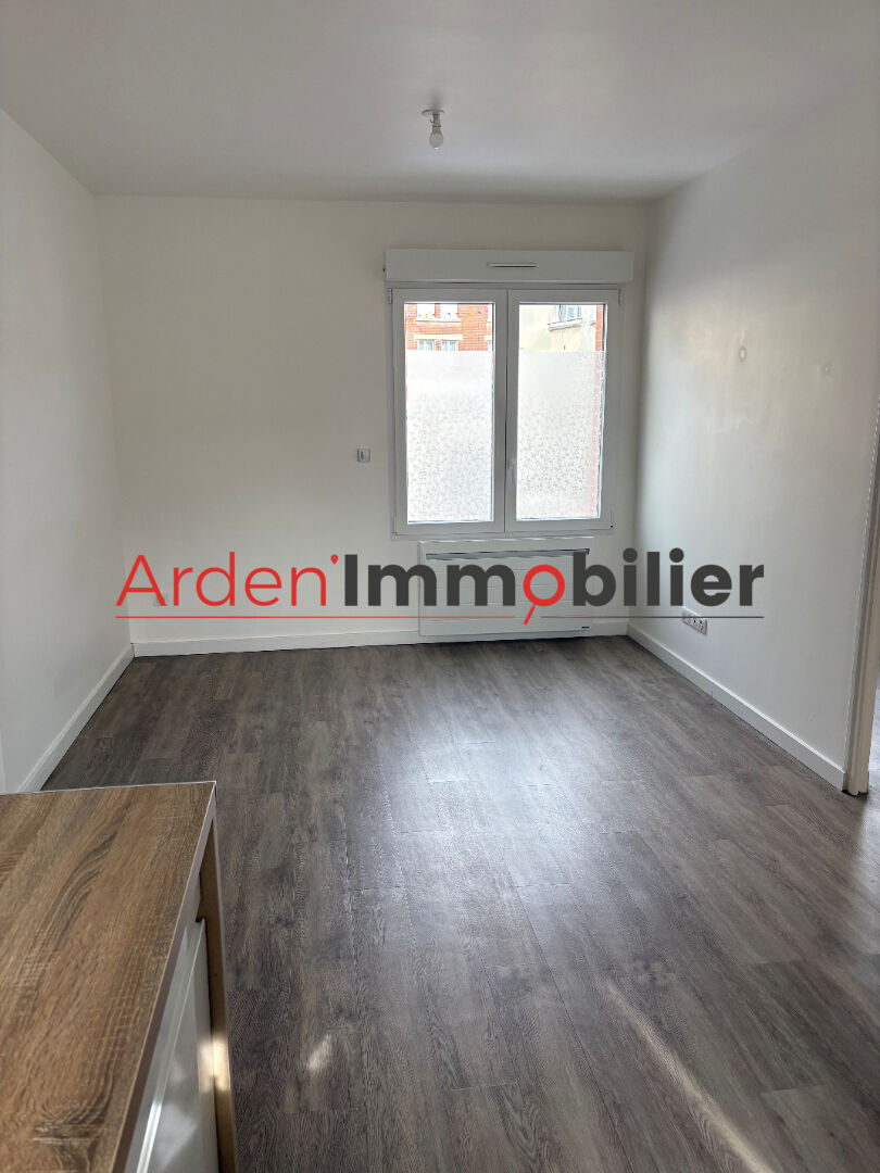 Photo 08 RETHEL APPARTEMENT T2 image 3/5