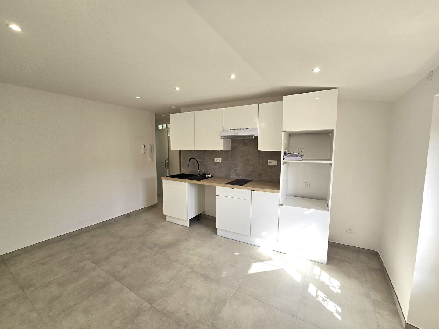 Agence immobilière de ARENA INVEST Lambesc