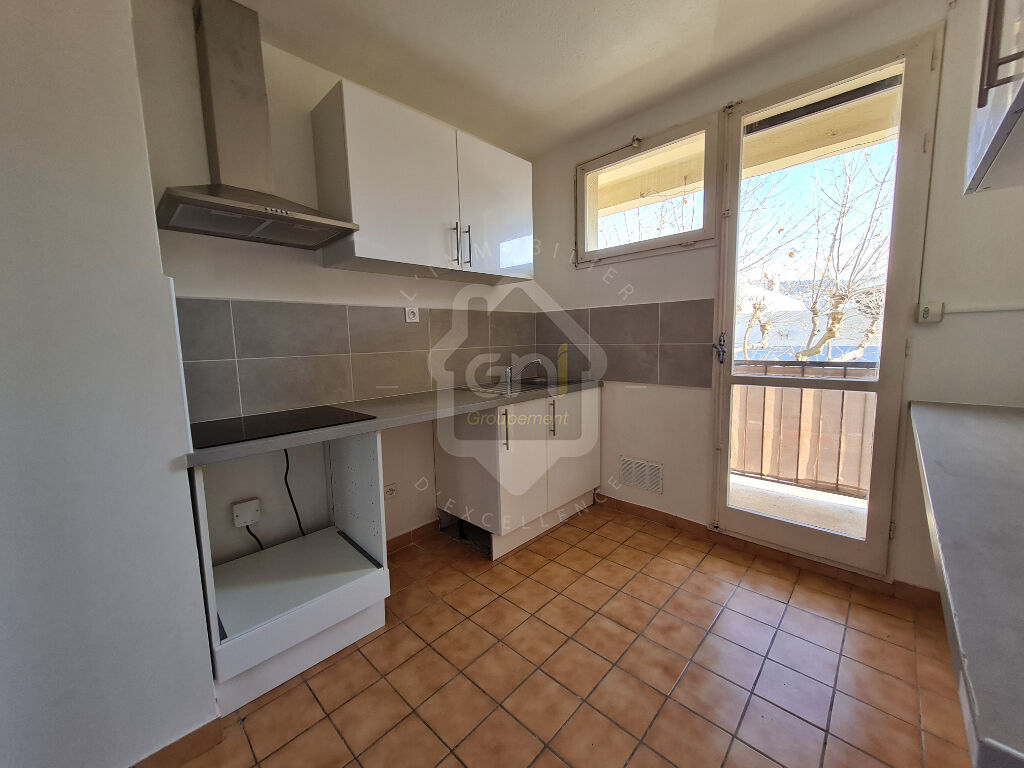 Photo Appartement Salon-de-provence - 3 pièce(s) - 70.00 m2 image 1/6