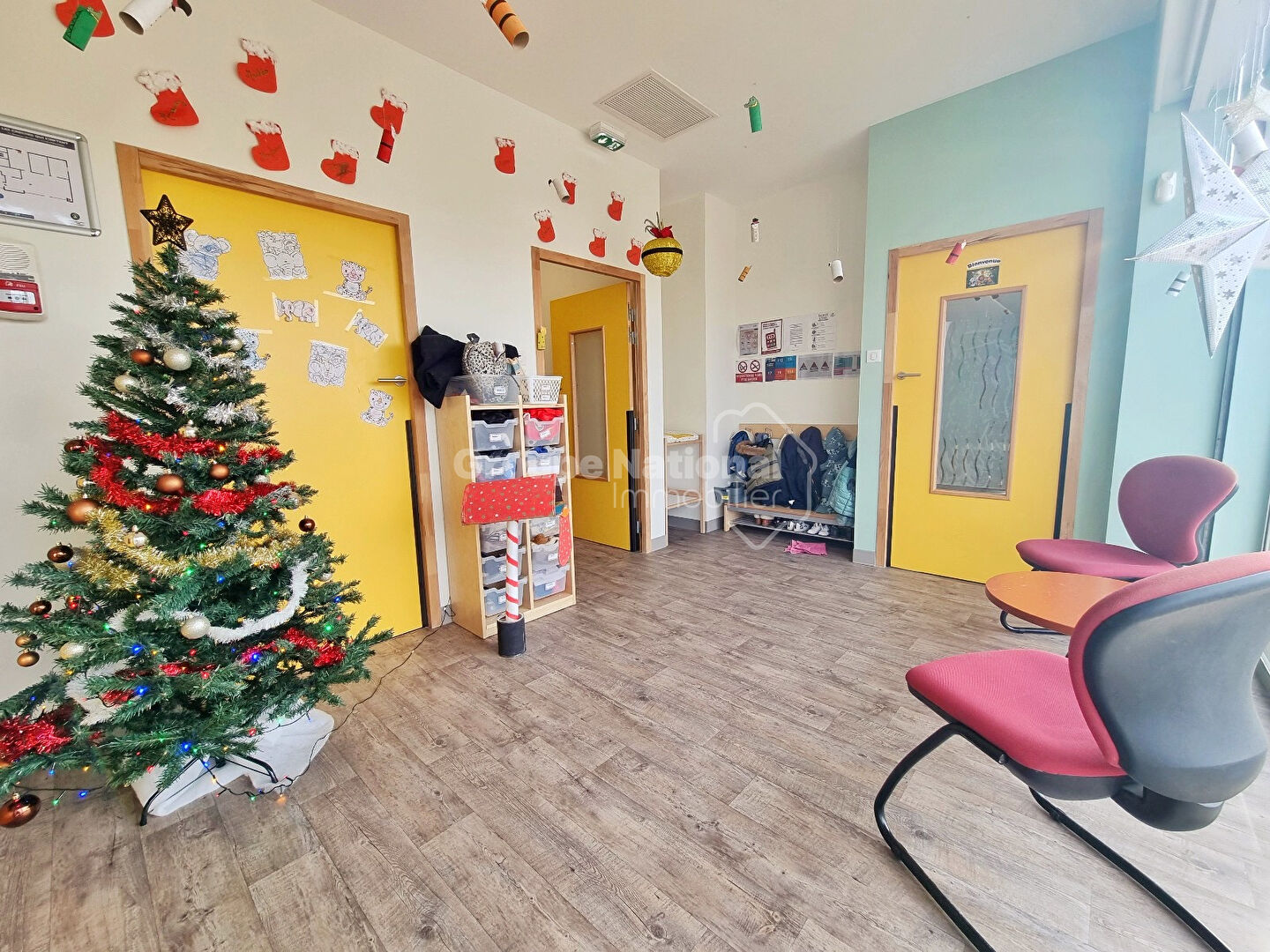 Photo Local commercial (180m²) - Miramas image 4/6