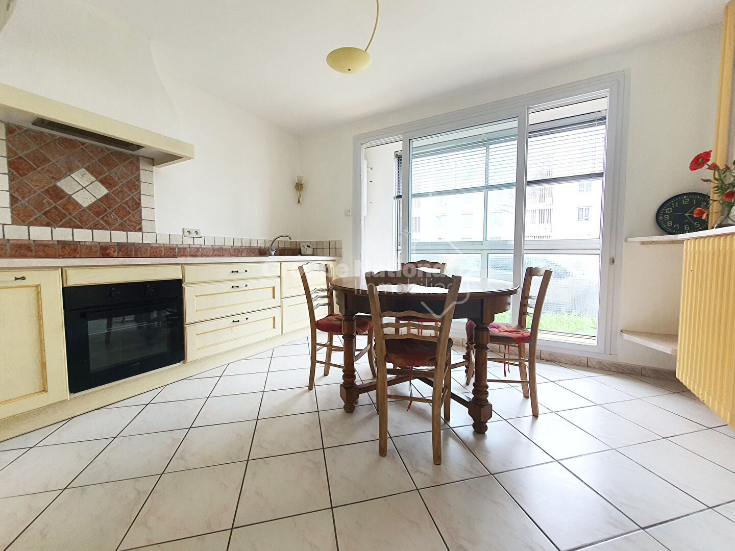 Photo Appartement Miramas 3 pièce(s) image 4/6