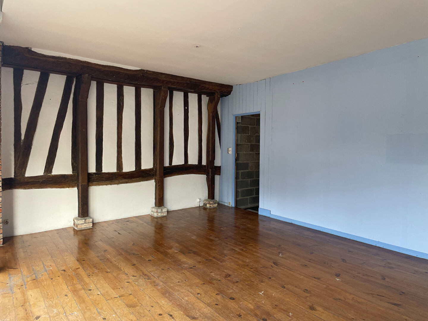 Photo Immeuble LYONS LA FORET image 5/6