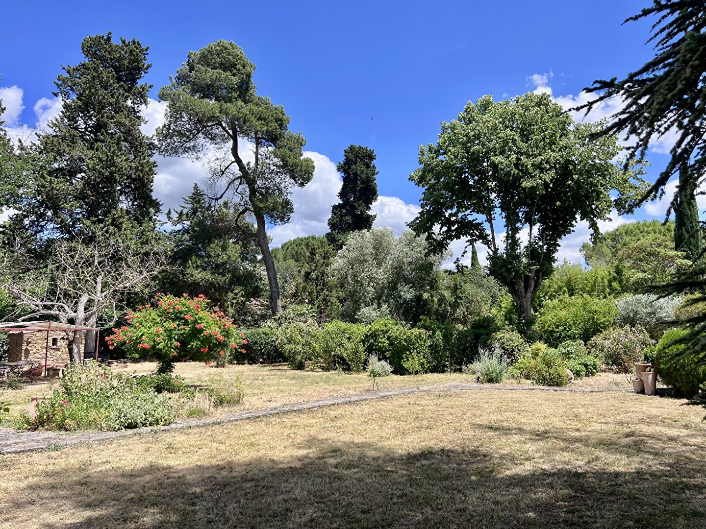 Belle villa de 160 m² dans un parc paysagé de 4 500 m²- Sud de Carcassonne