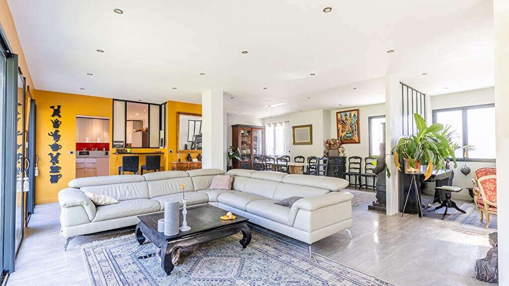 Agence immobilière de Astra Immobilier