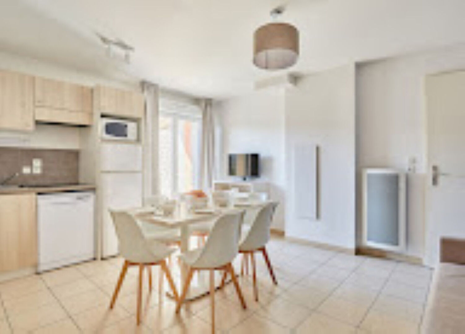 Agence immobilière de ASTRUC FAMILY Immobilier Aigues-mortes